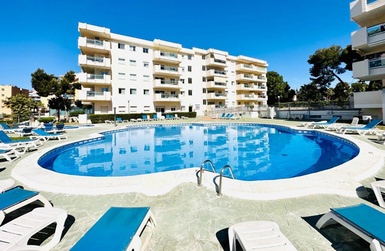 Book Vancouver * Salou